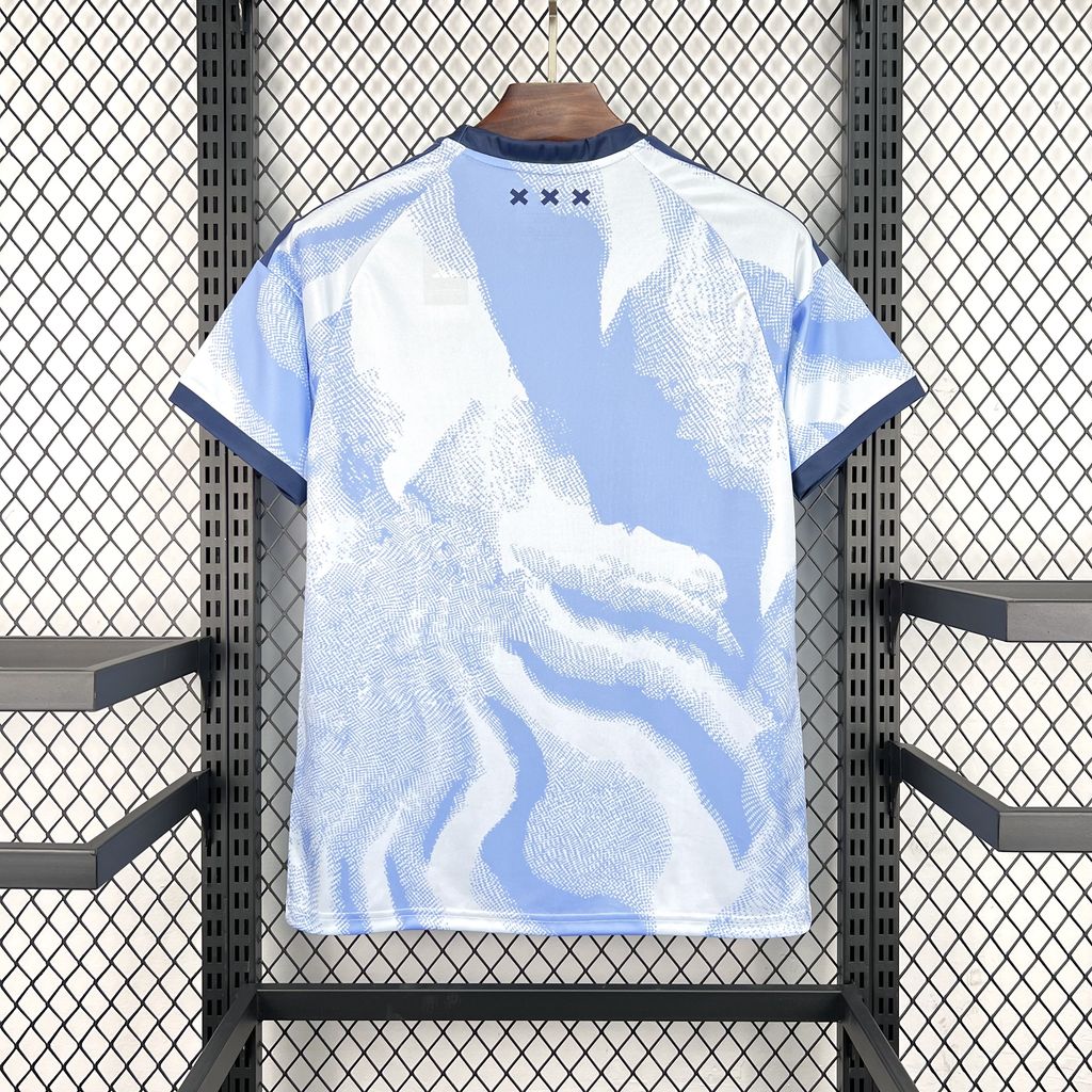 Ajax 2026/27 Third Away
