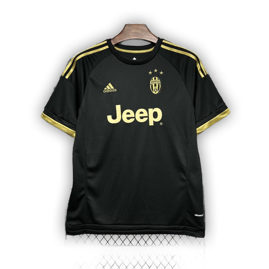 Juventus 2015/16 Third Away
