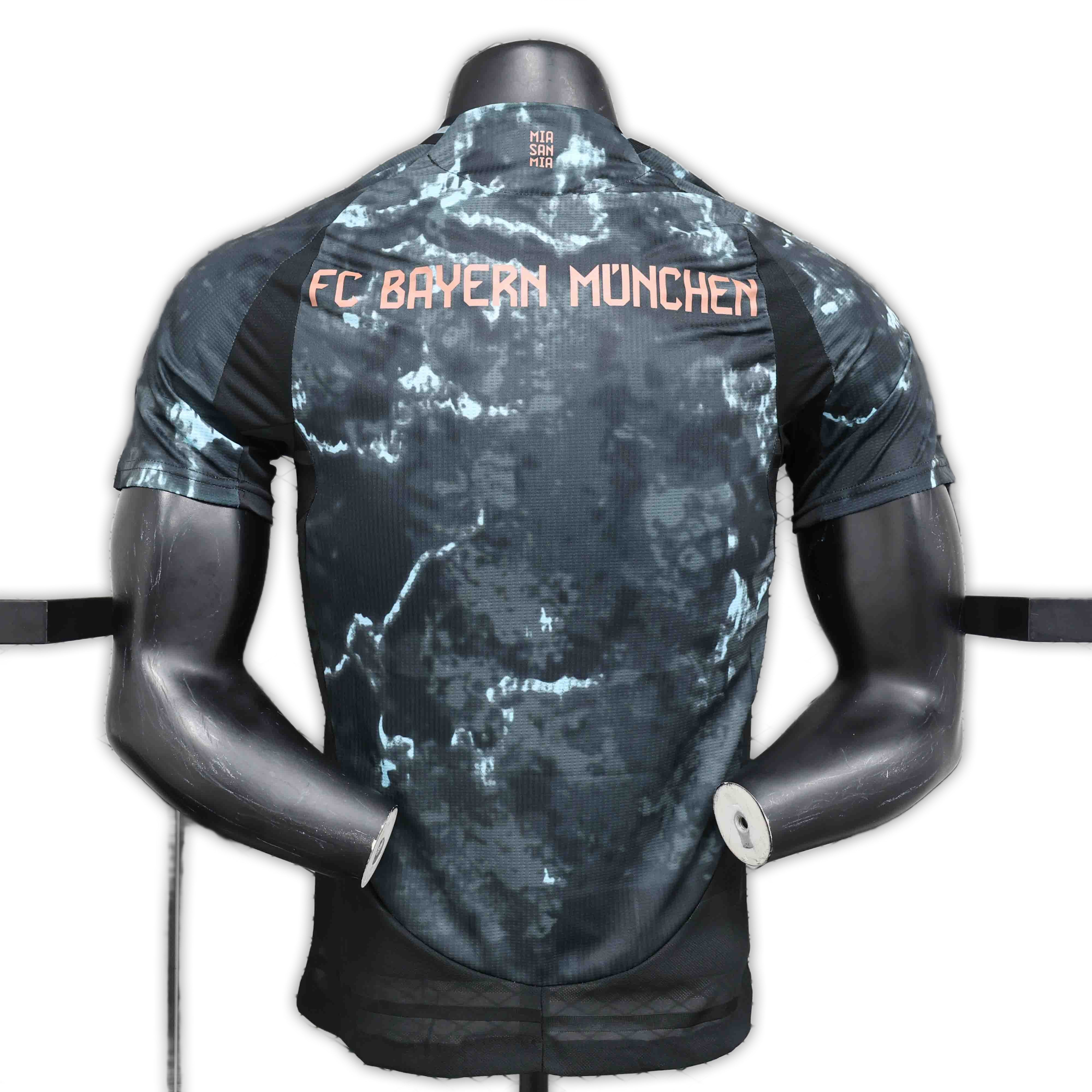 Bayern Munich 2024/25 Away Player Version