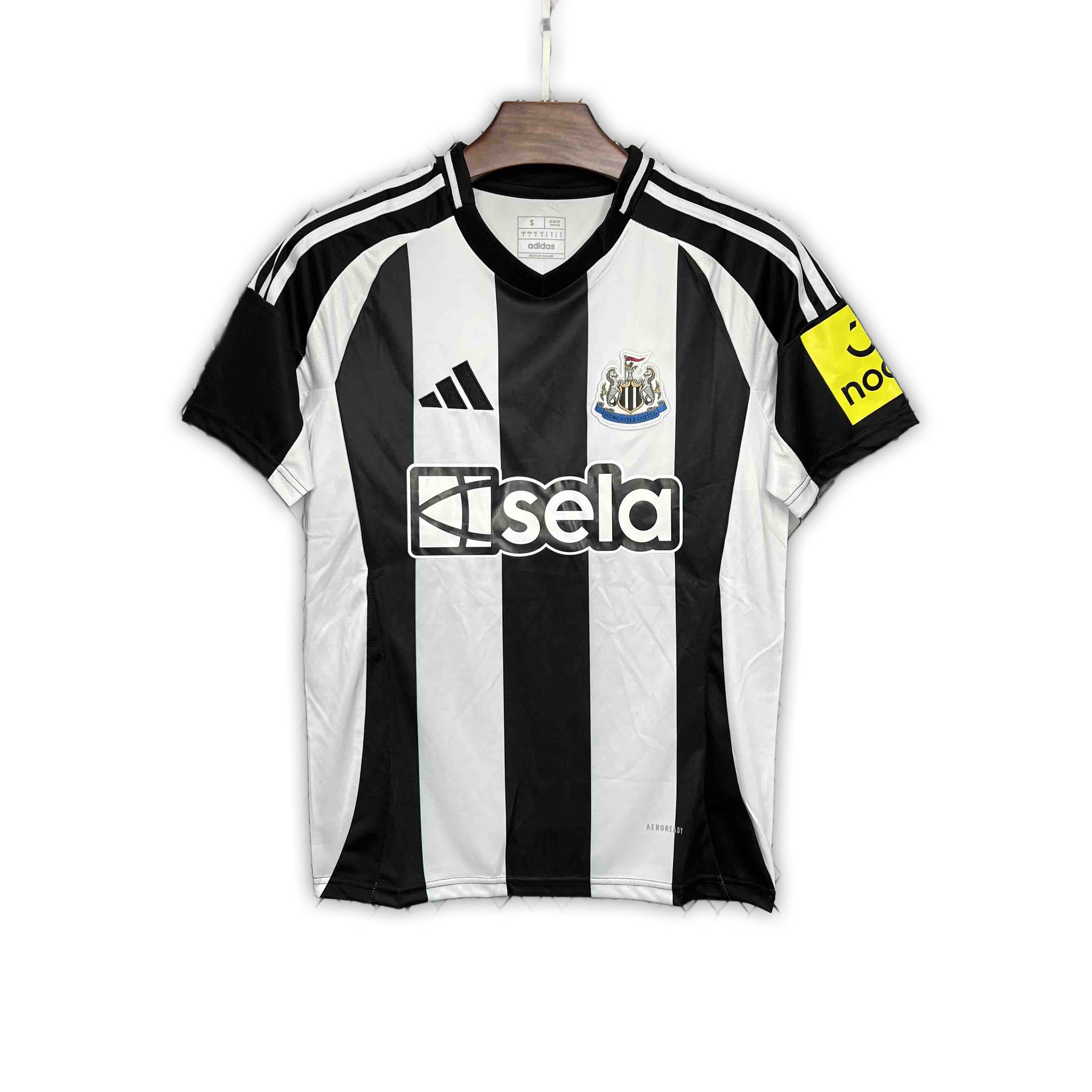 Newcastle United 2024/25 Home