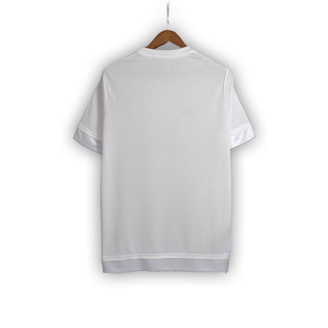 Real Madrid 2015/16 Home