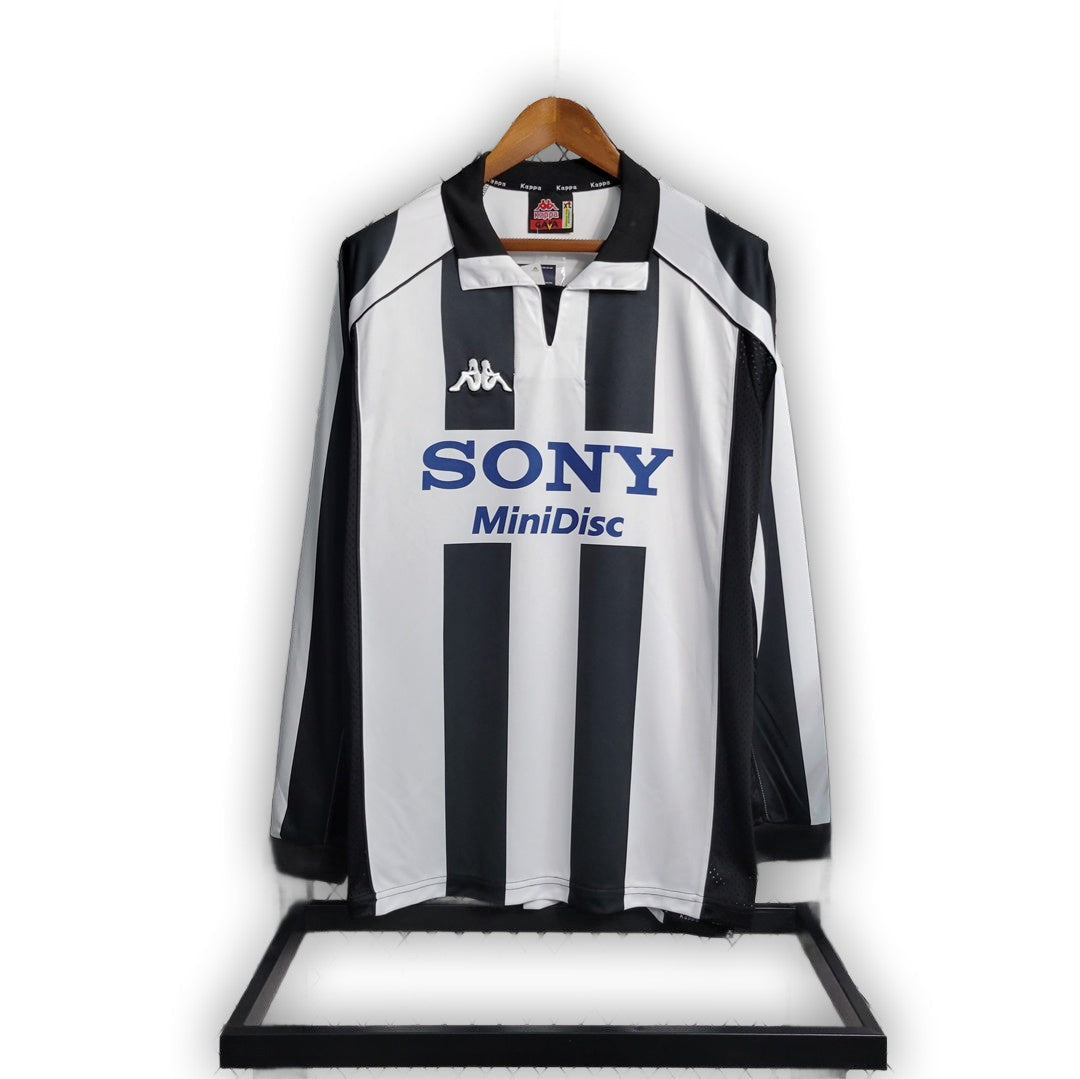Juventus 1997/98 Home Long Sleeve