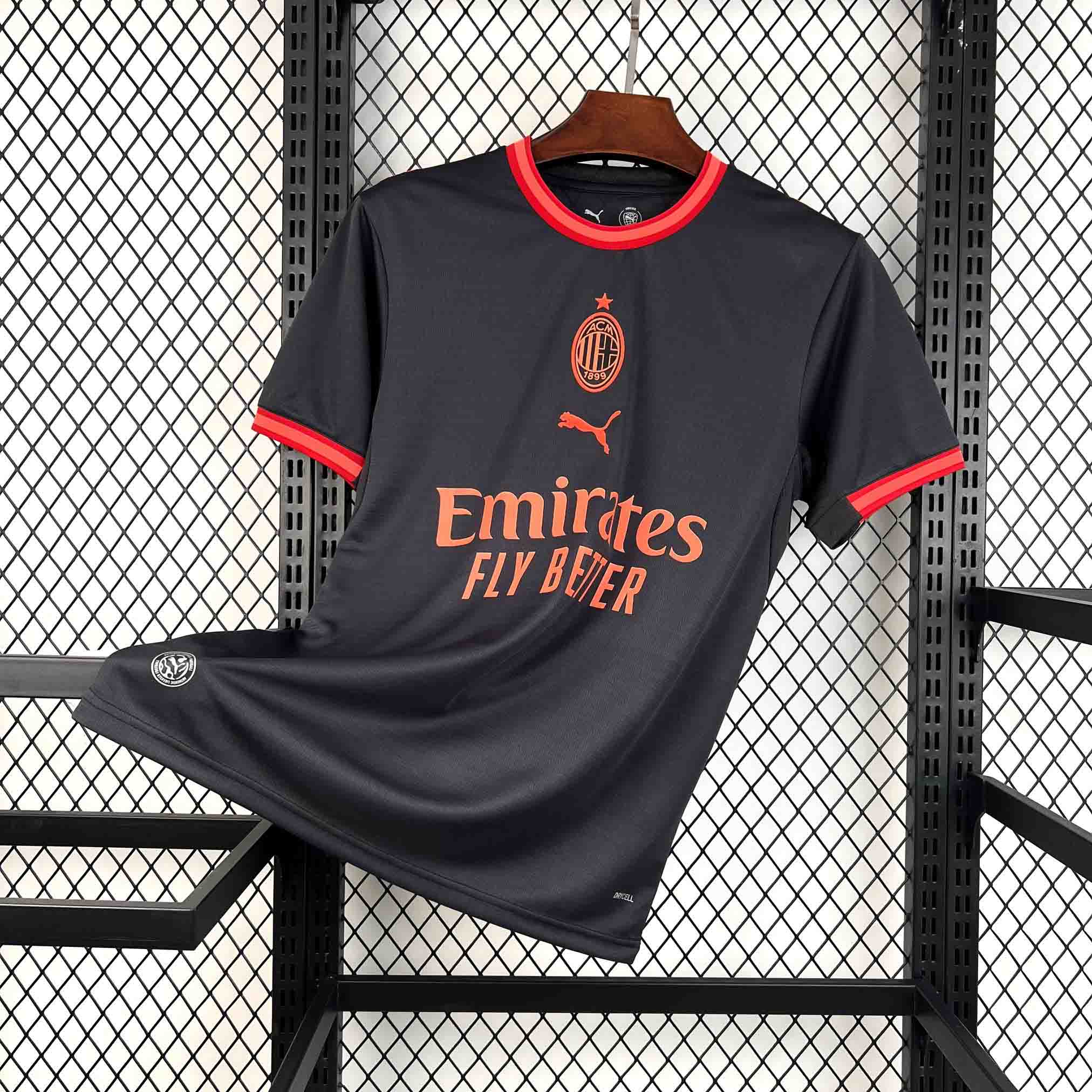 AC Milan 2026/27 Third Away
