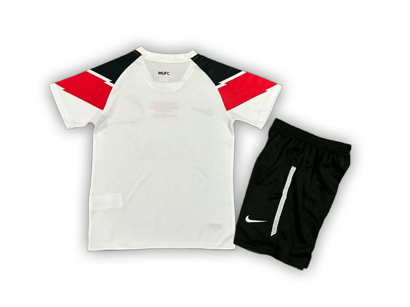 Manchester United 2010/11 Away Kids